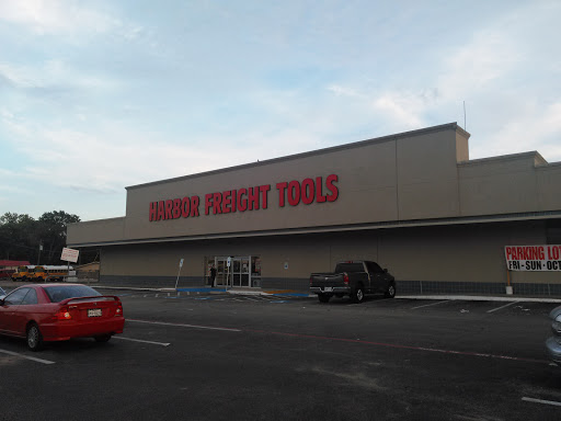Hardware Store «Harbor Freight Tools», reviews and photos, 6508 Skillman St, Dallas, TX 75231, USA