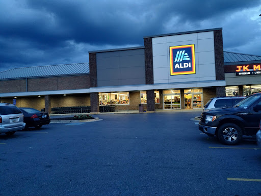 Supermarket «ALDI», reviews and photos, 7609 New Hampshire Ave, Takoma Park, MD 20912, USA