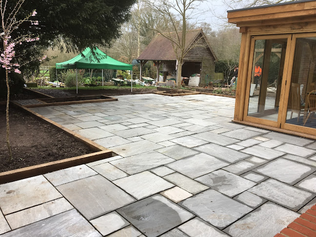 Reviews of Perfect Boundary Limited in Reading - Landscaper
