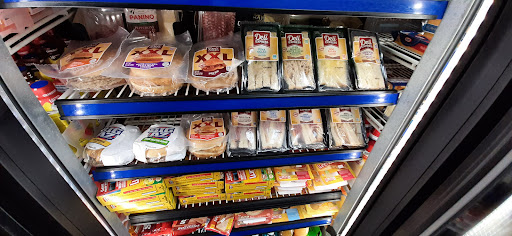 Convenience Store «Kool & Kash Market», reviews and photos, 15896 40th Ave, Clearlake, CA 95422, USA