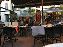 Atmosphère du Restaurant méditerranéen Le Relais Corse à Marseille - n°10
