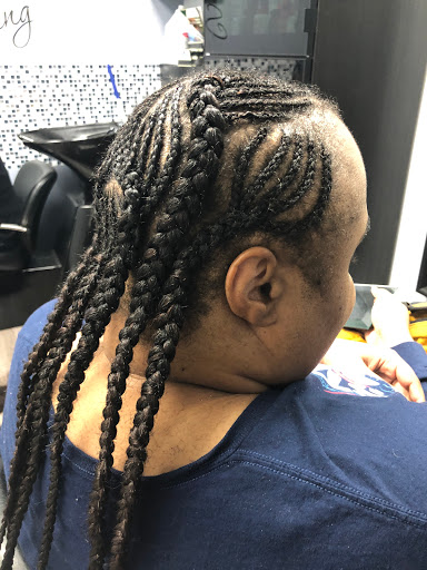 Hair Salon «Hair Legends Salon & Barbershop», reviews and photos, 3293 Stone Mountain Hwy, Snellville, GA 30078, USA