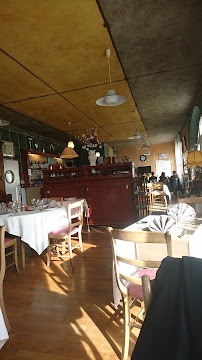 Atmosphère du Restaurant Beausite à Moux-en-Morvan - n°3