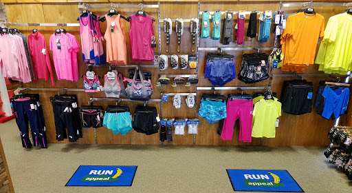 Sporting Goods Store «Peter Glenn Ski & Sports», reviews and photos, 1900 Okeechobee Blvd, West Palm Beach, FL 33409, USA