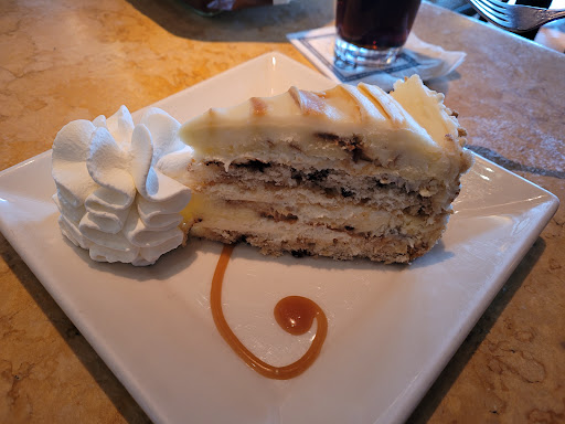 Restaurant «The Cheesecake Factory», reviews and photos, 21076 Dulles Town Cir, Sterling, VA 20166, USA