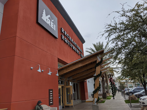 Camping Store «REI», reviews and photos, 710 S Rampart Blvd, Las Vegas, NV 89145, USA