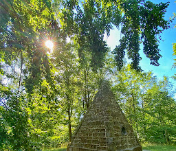 Cestius-Pyramide photo