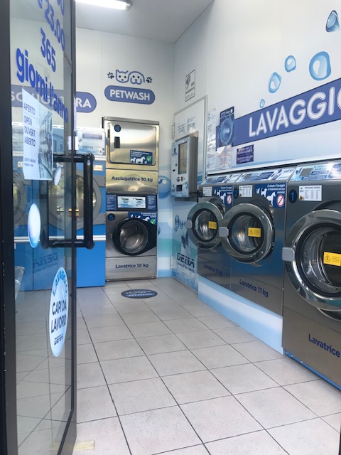 Lavanderia Laundry Self Service DEMA Stazione Centrale