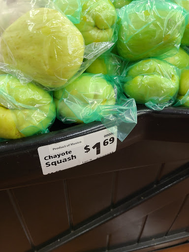 Grocery Store «Save-A-Lot», reviews and photos, 1025 Wayne Ave, Chambersburg, PA 17201, USA