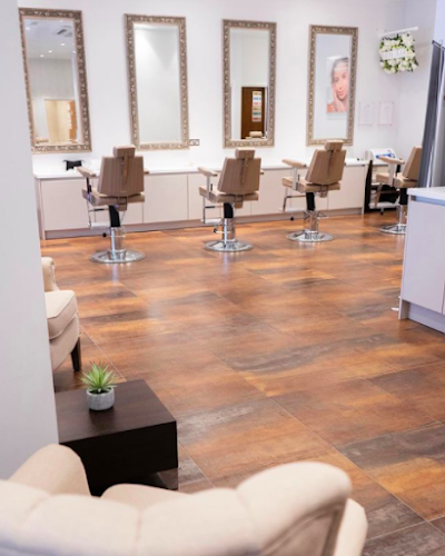 Reviews of HC MedSpa Aesthetic & Beauty Clinic Finchley in London - Beauty salon