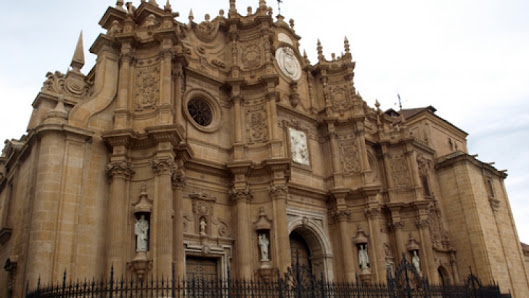Diócesis de Guadix C. Sta. María del Buen Aire, 4, 18500 Guadix, Granada, España