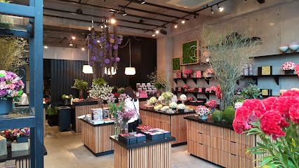 Nicolai Bergmann Flowers & Design Flagship Store