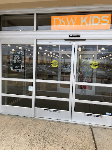 Shoe Store «DSW Designer Shoe Warehouse», reviews and photos, 300 NJ-18, East Brunswick, NJ 08816, USA
