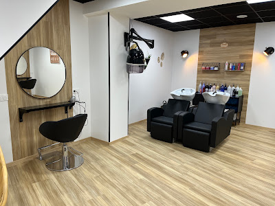 Loft coiffure à Poligny