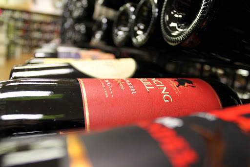 Convenience Store «Englishtown Liquors & Convenience Store», reviews and photos, 4 Tennent Ave, Englishtown, NJ 07726, USA