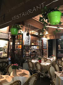 Atmosphère du Restaurant français La Maison de Verlaine à Paris - n°9