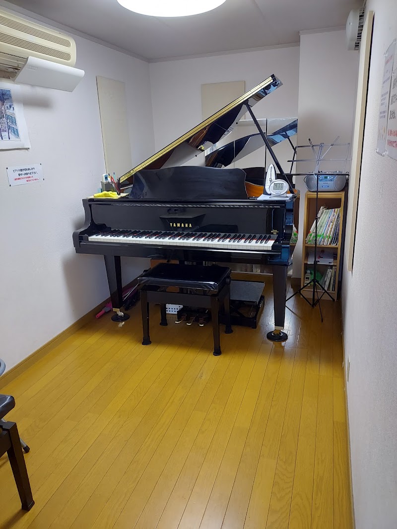 ピアノ練習室小さな部屋