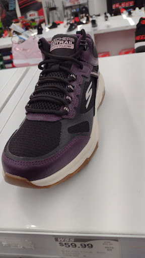 Shoe Store «WSS», reviews and photos, 7900 Sepulveda Blvd, Van Nuys, CA 91405, USA