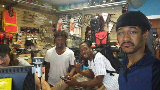 Bicycle Store «Small Shop Cycles & Service», reviews and photos, 4250 S Cottage Grove Ave, Chicago, IL 60653, USA