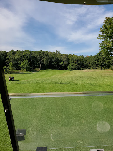 Country Club «Mulberry Hills Country Club», reviews and photos, 3530 Noble Rd, Oxford, MI 48370, USA