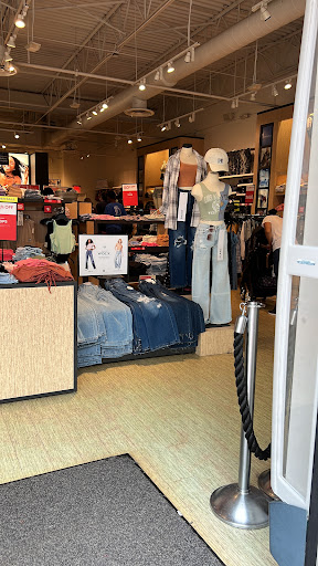 Outlet Mall «The Outlet Shoppes», reviews and photos, 915 Ridgewalk Pkwy, Woodstock, GA 30188, USA