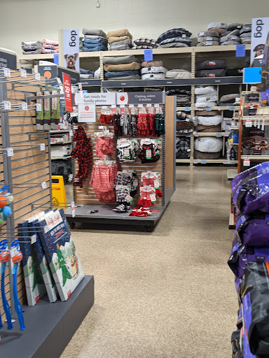 Pet Supply Store «PetSmart», reviews and photos, 14290 Plymouth Ave, Burnsville, MN 55337, USA