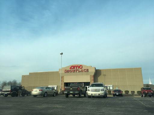 Movie Theater «AMC Classic Vincennes 8», reviews and photos, 1496 S Hart Street Rd, Vincennes, IN 47591, USA