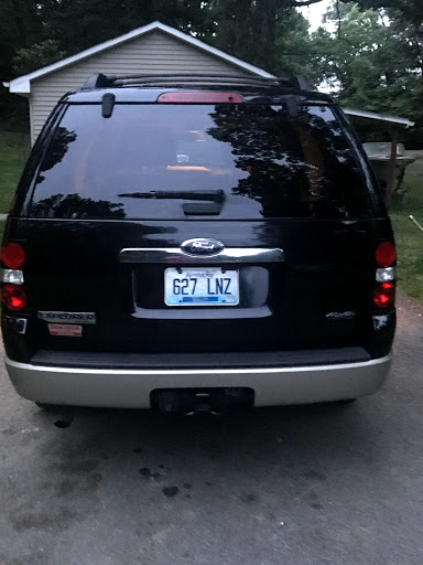 Used Car Dealer «Gardner Used Cars», reviews and photos, 2700 7th Street Rd, Louisville, KY 40215, USA