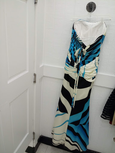 Thrift Store «Ohio Thrift Store», reviews and photos, 5738 Columbus Square, Columbus, OH 43231, USA