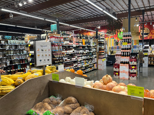 Grocery Store «Whole Foods Market», reviews and photos, 3502 Mt Diablo Blvd, Lafayette, CA 94549, USA