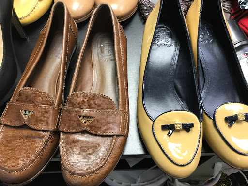 Stores and Shopping «Frugalista», reviews and photos, 3069 Mt Pleasant St NW, Washington, DC 20009, USA