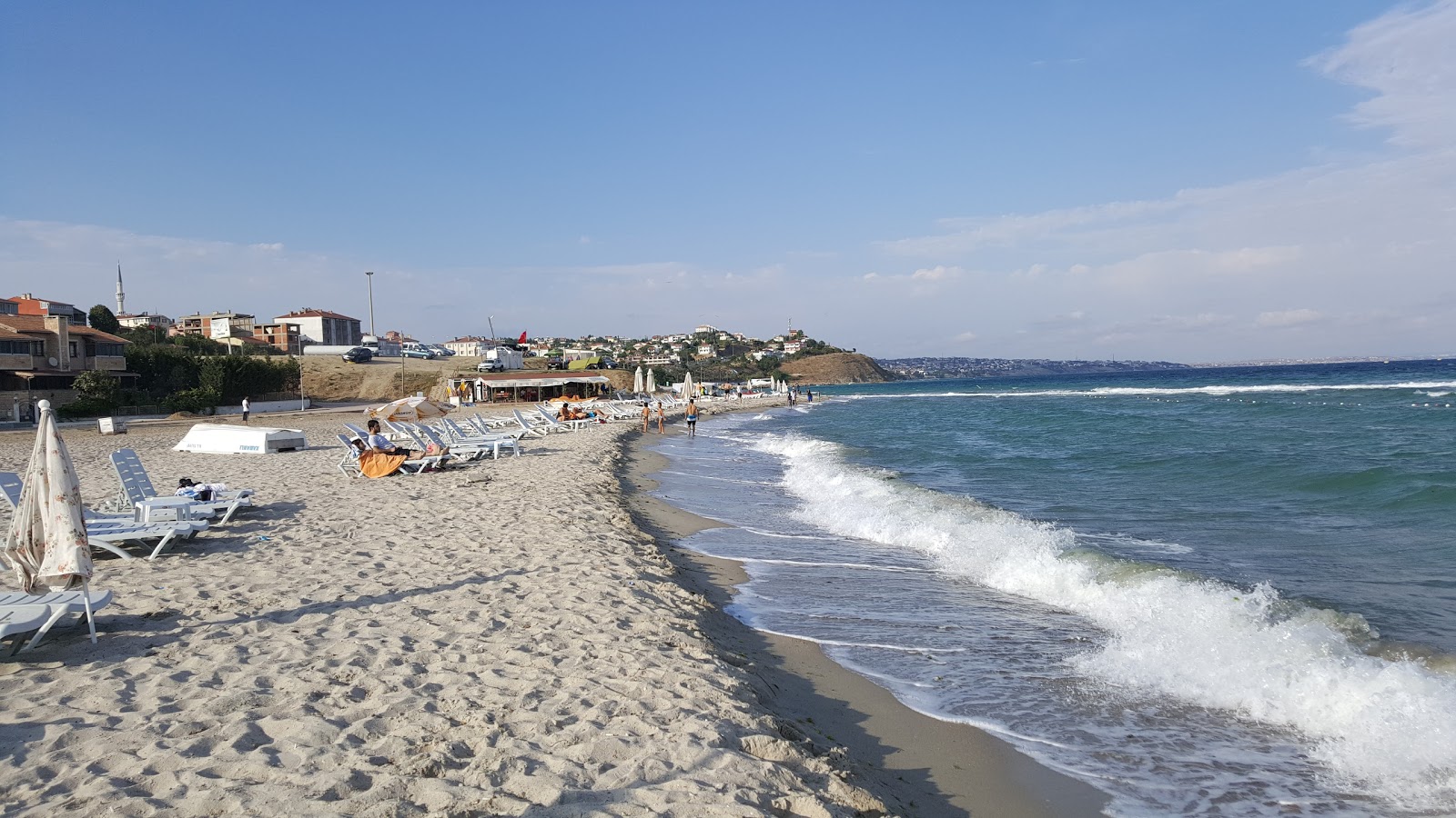 Photo de Sultankoy beach avec droit et long