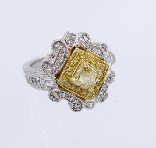 Jewelry Store «All That Glitters», reviews and photos, 2616 W Colorado Ave #18, Colorado Springs, CO 80904, USA