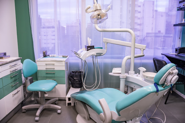 Opiniones de Centro Odontológico Dr. Andrés Cousillas en Las Piedras - Dentista