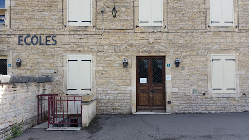 École primaire à Fleurey-sur-Ouche, Côte-d’Or