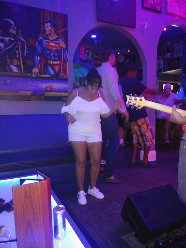 Lounge «Space39 Art Bar & Lounge», reviews and photos, 39 Patio De Leon, Fort Myers, FL 33901, USA