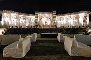 Geeta Shree Garden and Hotel image