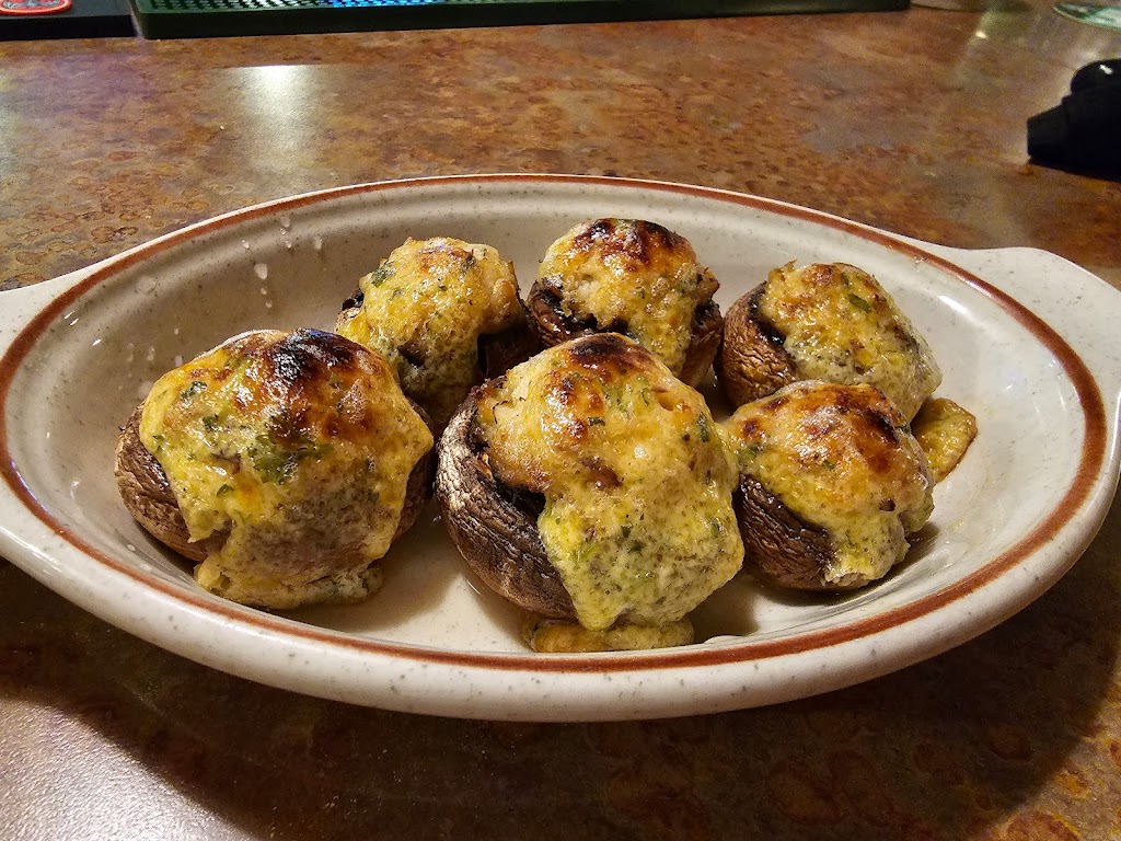 DC's Bar & Restaurant 21541