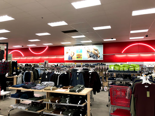 Department Store «Target», reviews and photos, 401 W Irving Park Rd, Wood Dale, IL 60191, USA