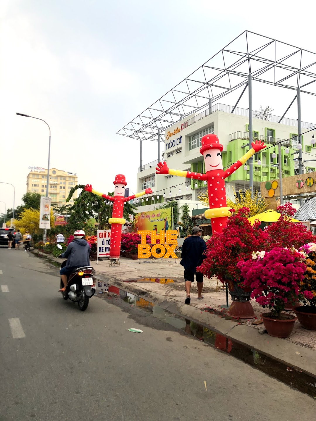 Sân khấu C30 Hoà Bình