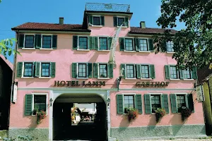 Hotel LAMM - Restaurant & Spezialitäten-Brennerei Volker Theurer image
