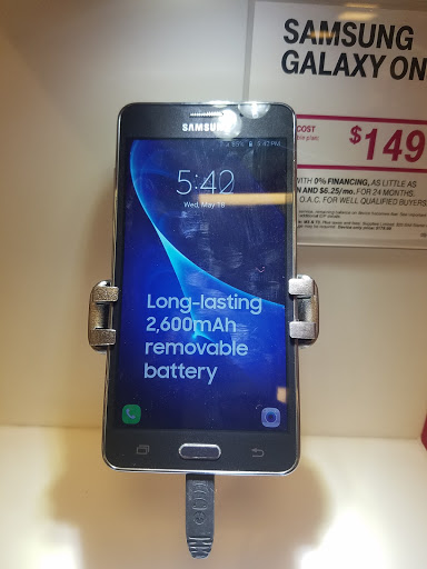 Cell Phone Store «T-Mobile», reviews and photos, 327 S Cedar Ridge Dr, Duncanville, TX 75116, USA