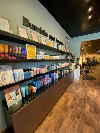 Photo of Salon Salon of AMI