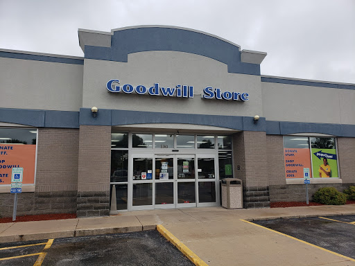 Thrift Store «Goodwill Store», reviews and photos, 5360 Villa Dr, Davenport, IA 52806, USA