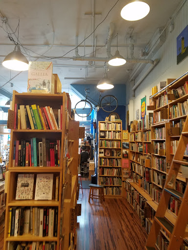 Book Store «Alley Cat Bookstore and Gallery», reviews and photos, 3036 24th St, San Francisco, CA 94110, USA