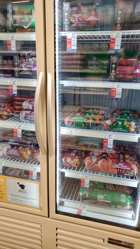 Pet Supply Store «PetSmart», reviews and photos, 5 Main St, East Hartford, CT 06118, USA