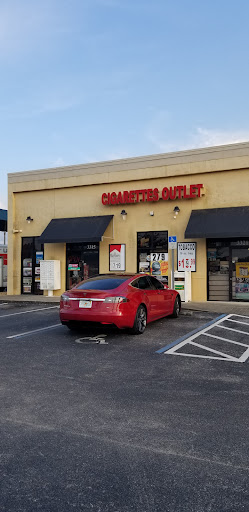 Cigarettes Outlet, 3315 US-17, Haines City, FL 33844, USA, 