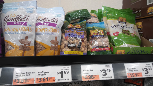 Grocery Store «Save-A-Lot», reviews and photos, 15 E State St, Mt Morris, NY 14510, USA