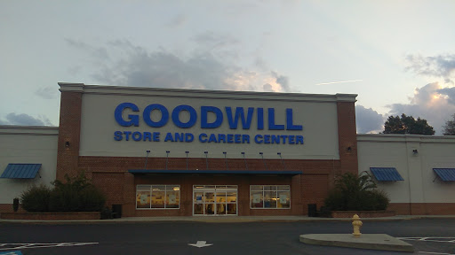 Thrift Store «Goodwill of North Georgia: Rome Store, Career Center and Donation Center», reviews and photos