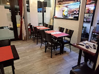 Atmosphère du Restaurant africain Restaurant Ewaka à Ivry-sur-Seine - n°2